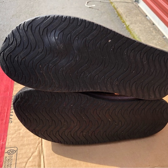 Everest Mens  Dark Green Comfort Flip Flops Sherpa Thong Sandals Size 9.5 - Picture 11 of 11